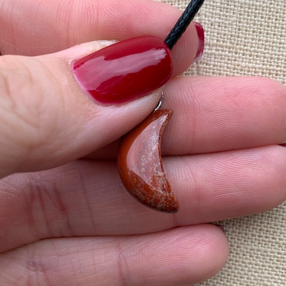 Handmade Genuine Stone Mini Moon Amulet Necklace - Picture 6 of 11